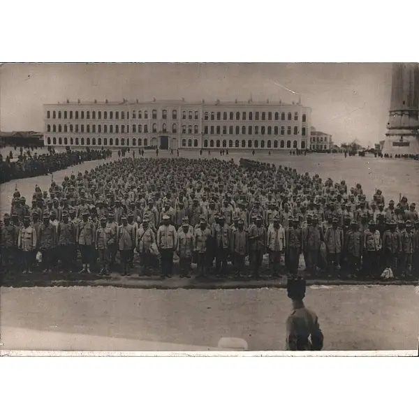 I. Dünya Savaşı Kafkas Cephesi Rus esirleri, Seraskerat toplanma merkezinde, 13x18 cm