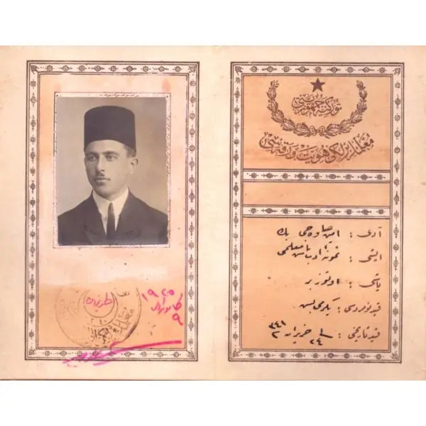 Numune-i Edeb Başmuallimi Emin Savacı Bey´e ait fotoğraflı Muallimler Birliği kimliği, Trabzon 1925, 8x12 cm