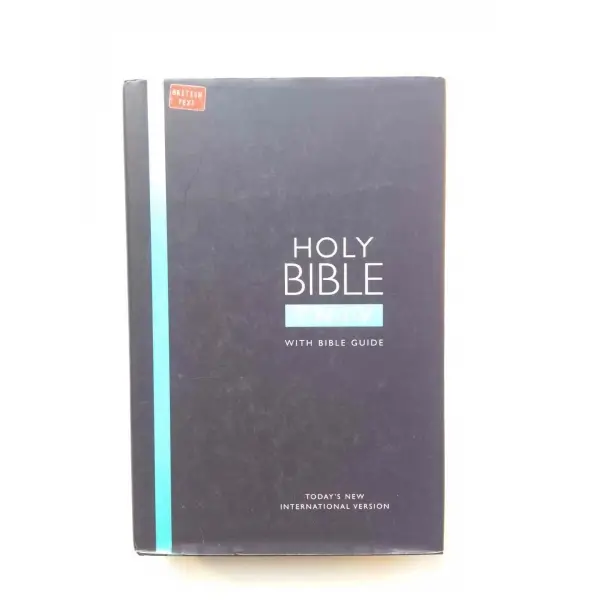 Holy Bible T.N.I.V With Bible Guide, International Bible Society, 2005, London, Hodder & Stoughton, 1233s,  , İngilizce, Sert Kapak