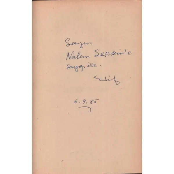 ELİF´İN 60 YILI (Resimde ve Basında), Elif Naci, Reyo Basımevi, İstanbul 1976, 89 sayfa, 12x19 cm, İTHAFLI VE İMZALI