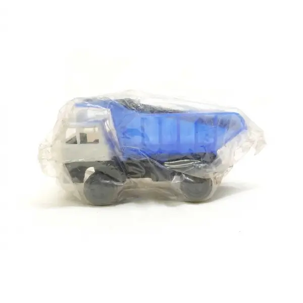 Yerli malı Özkul marka plastik kamyon, Mercedes marka, 15x8x6 cm
