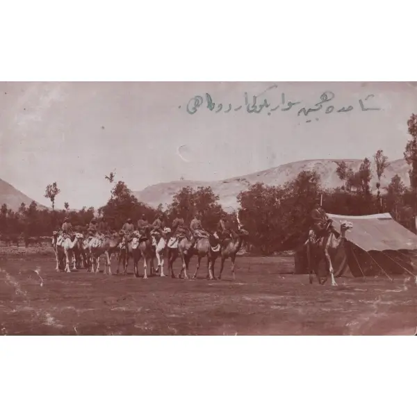 Şam´da süvari bölüğü karargahında develi süvariler, ed.: K. Missirlian-Alep, 14x9 cm...