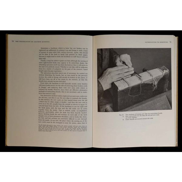 Deri kitap ciltlerinin restorasyonuna dair İngilizce kitap: THE RESTORATION OF LEATHER BINDINGS, Bernard C. Middleton, 1972, American Library Association, Chicago, 201 sayfa, 21x28 cm...
