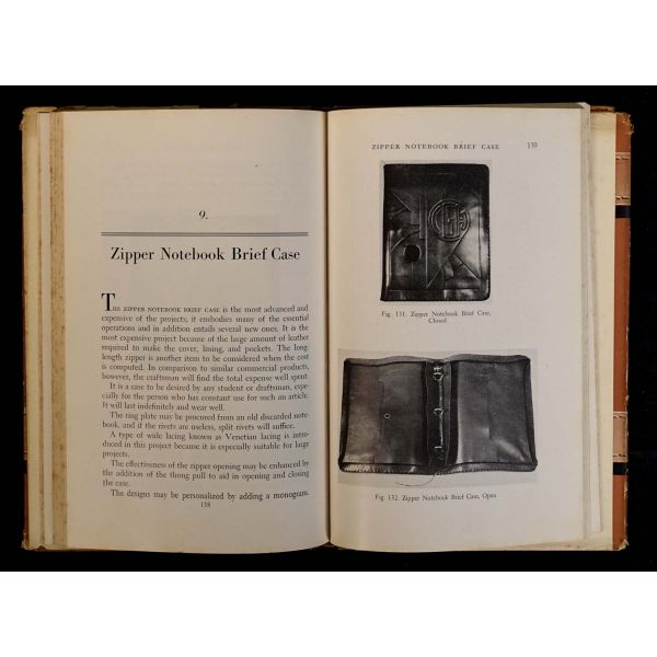 Fotoğraflar ve çizimlerle uygulamalı dericilik dersleri: APPLIED LEATHERCRAFT, Chris H. Groneman, 1942, The Manual Arts Press, 207 sayfa, 15x22 cm...