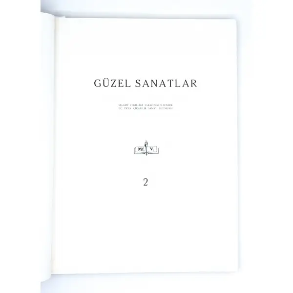 GÜZEL SANATLAR, 2. sayı, 1940, Maarif Matbaası, 173 sayfa, 27x36 cm...