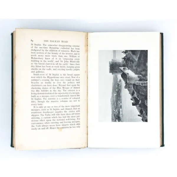 THE BALKAN ROAD, Archibald Lyall, 1930, Methuen & Co. Ltd., London, 244 sayfa, 15x23 cm...