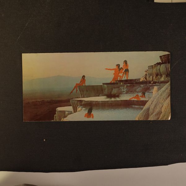 Mesut Manioğlu´nun, çeşitli kurum ve firmalar için hazırladığı reklam çizimlerinin baskıları, fotoğrafları ve gazete/dergiden alınma örnekleri ( 14 adet), muhtelif ebatlarda (en büyüğü 30x14 cm, en küçüğü 5,5x3 cm)...