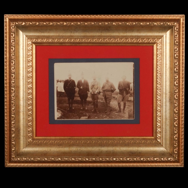 Mustafa Kemal Atatürk, Enver Paşa ve Nuri Conker, Trablusgarp Savaşı´nda, fotoğraf 18x13 cm, çerçeve 40x34 cm...