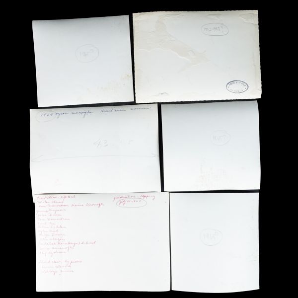 Bir hemşirenin terekesinden, ağırlıkla 1940 - 1960 yılları arasını kapsayan, öğrencilik ve meslek yaşamına ışık tutan 134 adet fotoğraf ve 6 adet belge lotu...