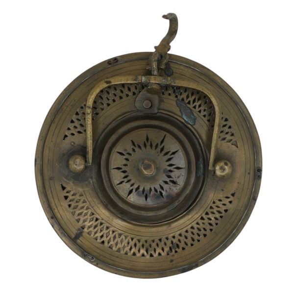 Osmanlıca usta damgalı, bez körüklü bakır fener, kapalı halde 11x2,5 cm...