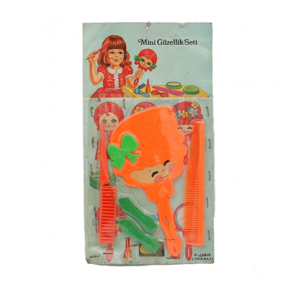 Türk malı, Em-sa marka, ambalajında, plastik oyuncak, ''Mini Güzellik Seti'', 17x32 cm