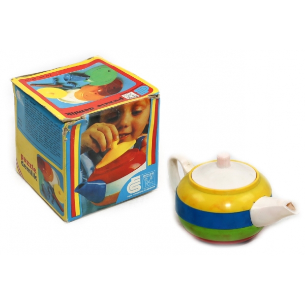 Türk malı, Emsa marka, kutusunda, plastik oyuncak puzzle demlik, 11x11 cm