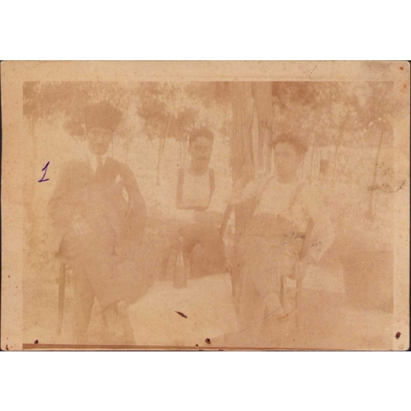 Erken dönem hatıra fotoğrafı, arkası yazılı, 9x12 cm