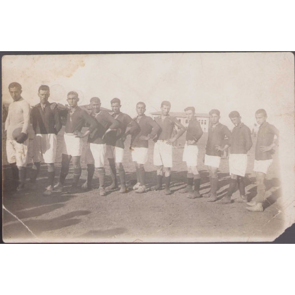 Uşak İdman Yurdu Futbol Takımı, arkası Osmanlıca, 1927 tarihli, haliyle, 14x9 cm