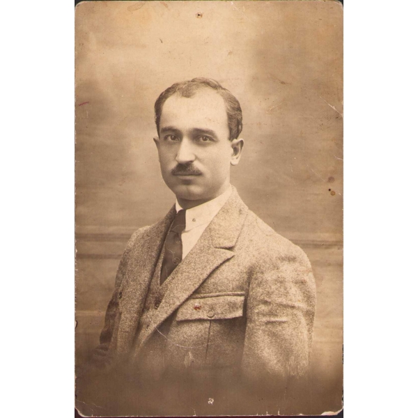 Edebiyat Tarihçisi ve Yazar İsmail Habib Sevük'ün İmzalı ve İthaflı Fotoğrafı, İthaf 