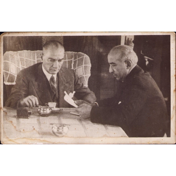 Mustafa Kemal Atatürk ve İsmet İnönü