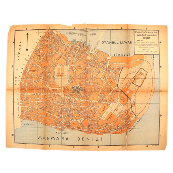 Haritalı Şehir Rehberi İstanbul, haz. Hayrettin Lokmanoğlu, İstanbul Halk Basımevi, 1955, harita ekleri ile birlikte, 263 s., 14x20 cm, yıpranmış haliyle