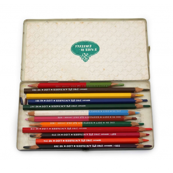 Faber - Castell / Lido teneke kutusunda renkli kurşun kalem seti, içerisinde 11 adet kalem mevcut, 18x10x1 cm