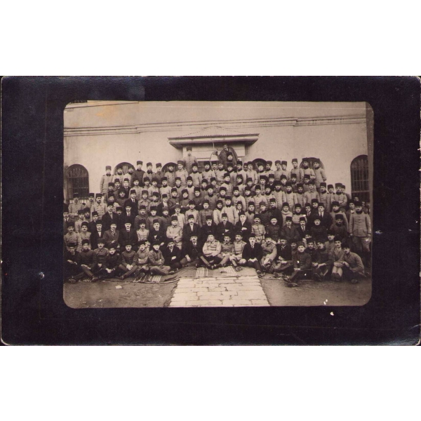 Osmanlı Subayları ve Paşaları Mektep Hâtıra Fotoğrafı, Siviller de Mevcut, 9x14 cm