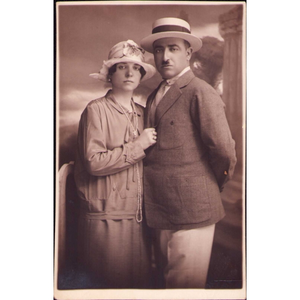 Evli çift hatıra fotoğrafı, ithaflı, 1928 tarihli