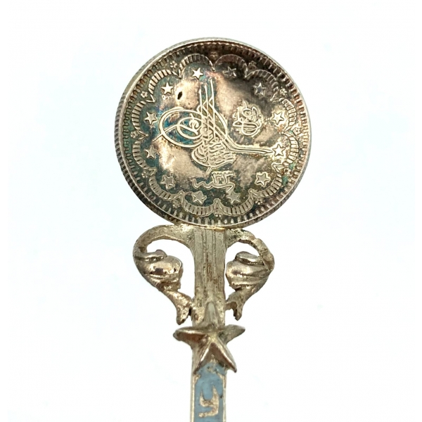 Sultan Abdülhamid Tuğralı 1293 Tarihli Osmanlı Madenî Parası Tasvirli Gümüş Kaşık, ucu ay-yıldızlı, Osmanlıca 