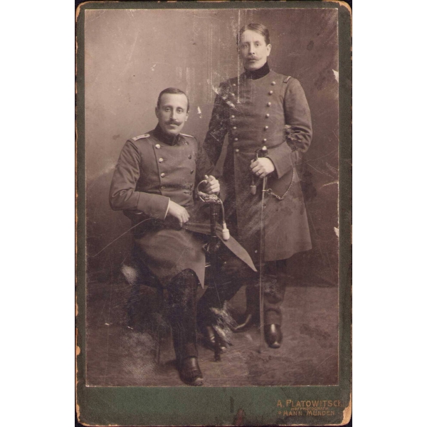 İki subayın kabin fotoğrafı, A. Platowitsch Fotoğrafhanesi, 11x17 cm, yıpranmış haliyle