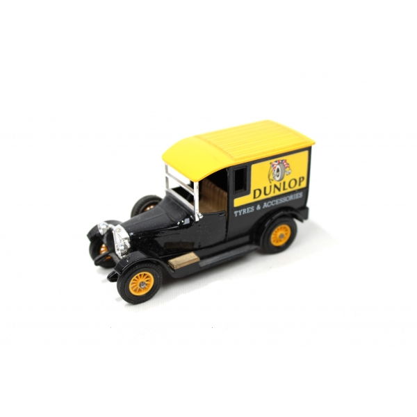 Matchbox Models of Yesteryear, 1910 Renault araba, Made in England, 15x4x7cm