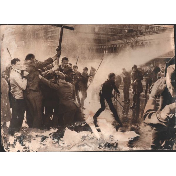 Gösteri fotoğrafı, 18x25 cm