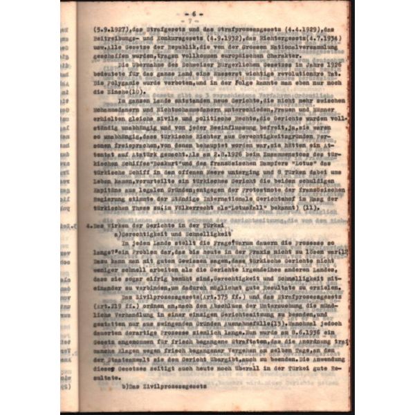 K. [Kemal] Reisoğlu´dan ithaflı ve imzalı EIN BLICK IN DIE TÜRKISCHE JUSTIZPFLEGE UND JUSTIZORGANISATION [Türk Adalet Yönetimine ve Yargı Teşkilâtına Bir Bakış], 12 sayfa, 22x30 cm