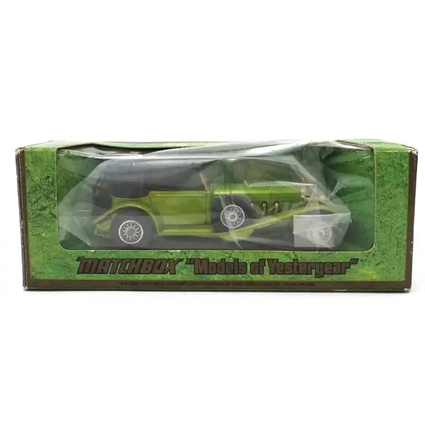 İngiliz malı MATCHBOX marka Y-16 1928 MERCEDES SS COUPE model oyuncak araç, kutusunda kırıklar mevcut haliyle, kutu: 16x6x4 cm