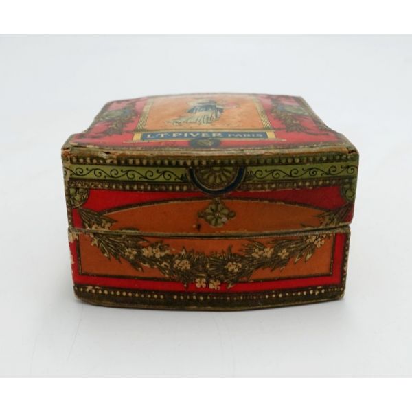 Fransa üretimi POMPEIA pudra kutusu, 7,5x9x5 cm