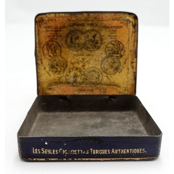 Türkiye Tütünleri İnhisar İdaresi´nden Atatürk ve Gazi Köşkü görselli teneke GAZİ sigarası kutusu, 9x7x2 cm