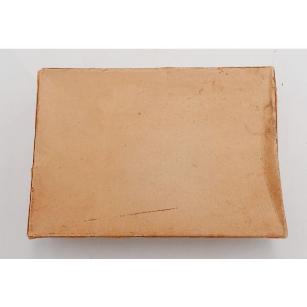 Açılmamış kutusunda T.C. Tekel İdaresi BAFRA tütünü, 16x11x4 cm